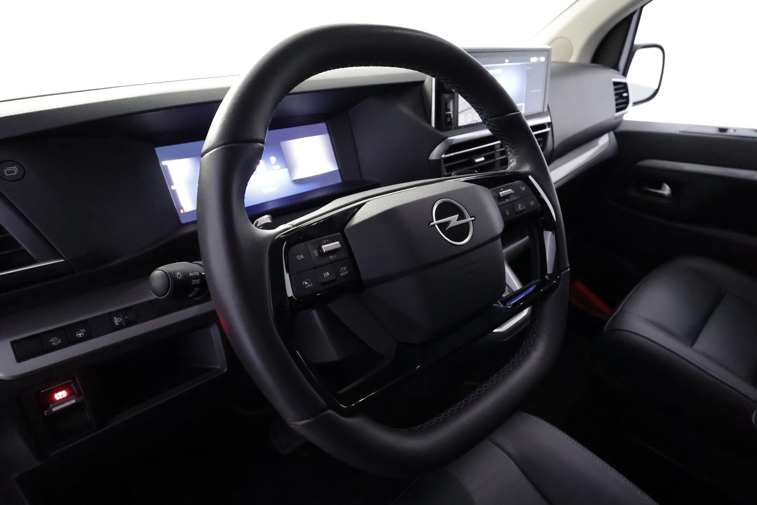 Opel Zafira-e vaihtoauto