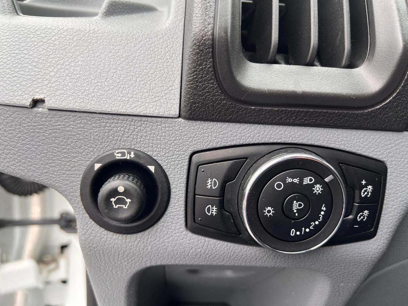 Ford Transit vaihtoauto