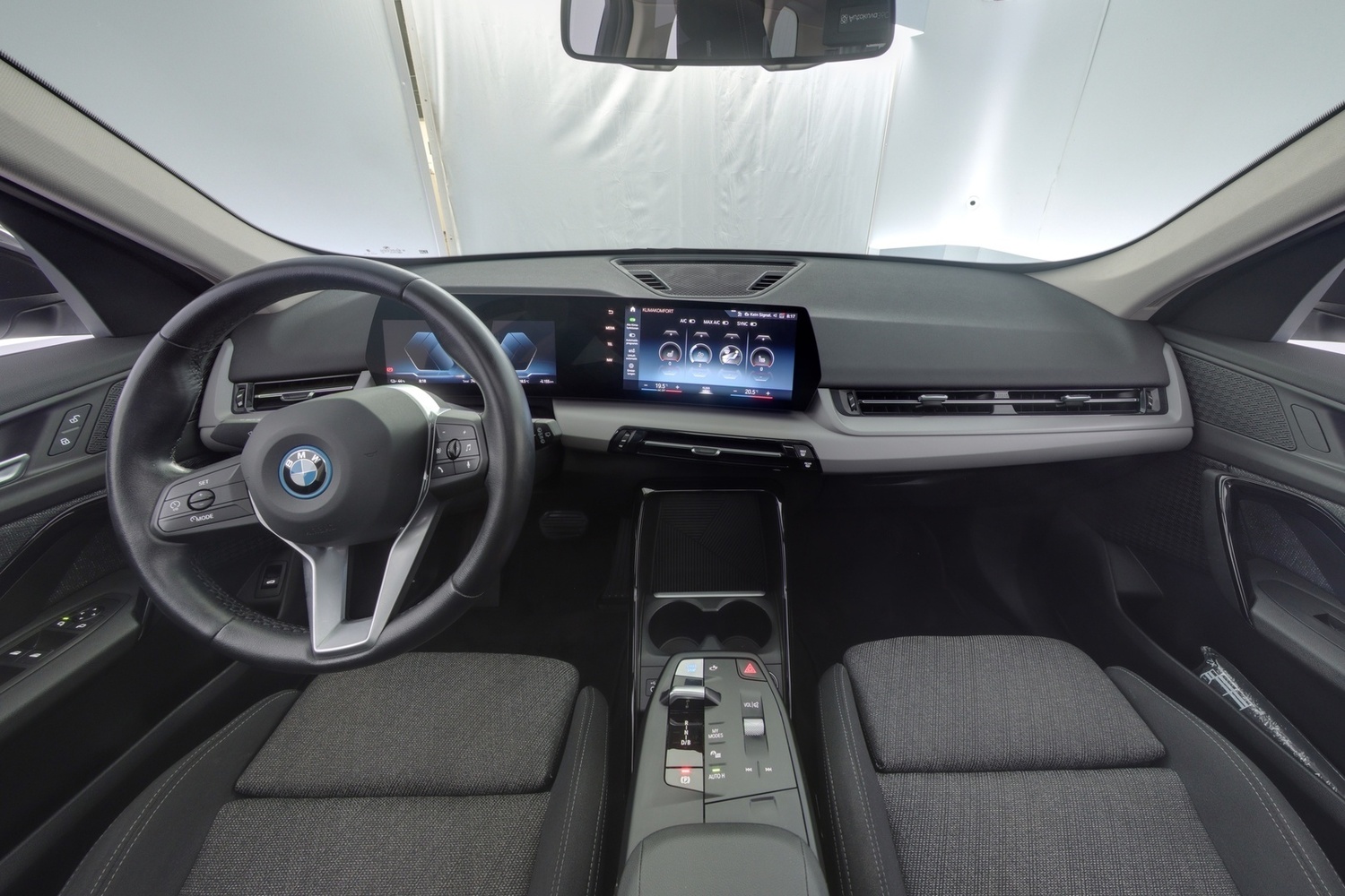 BMW iX1 vaihtoauto