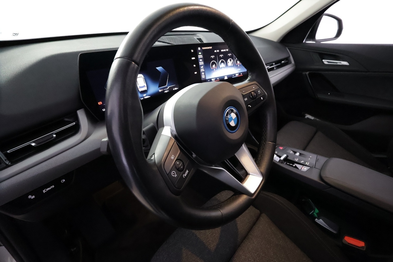 BMW iX1 vaihtoauto