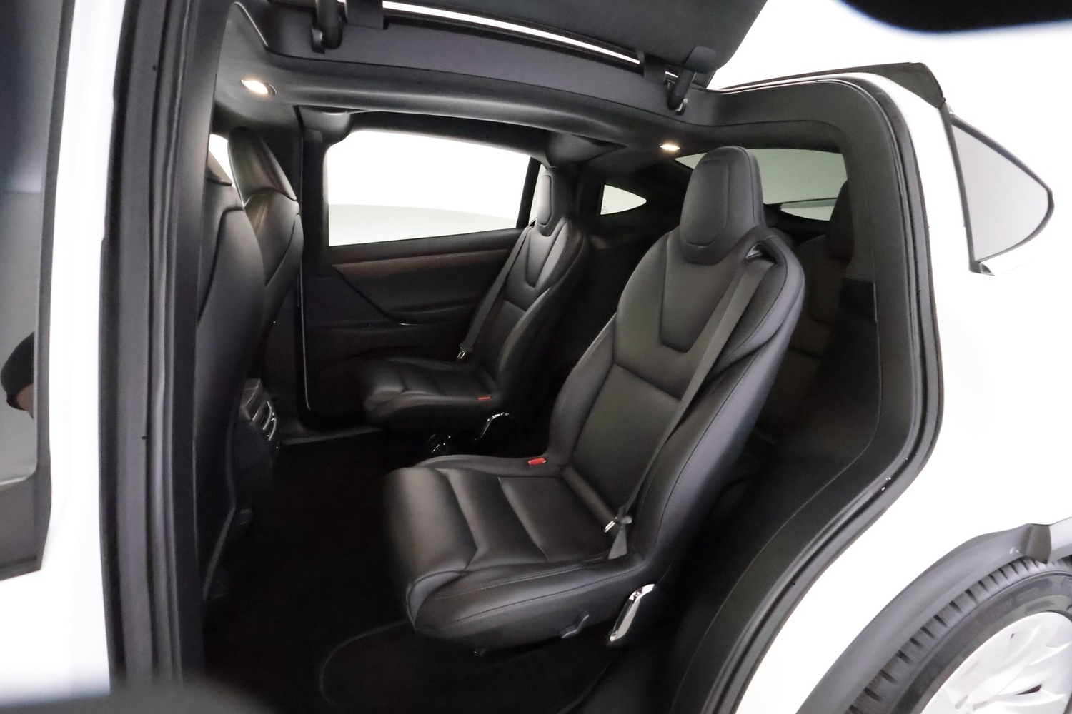 Tesla Model X vaihtoauto