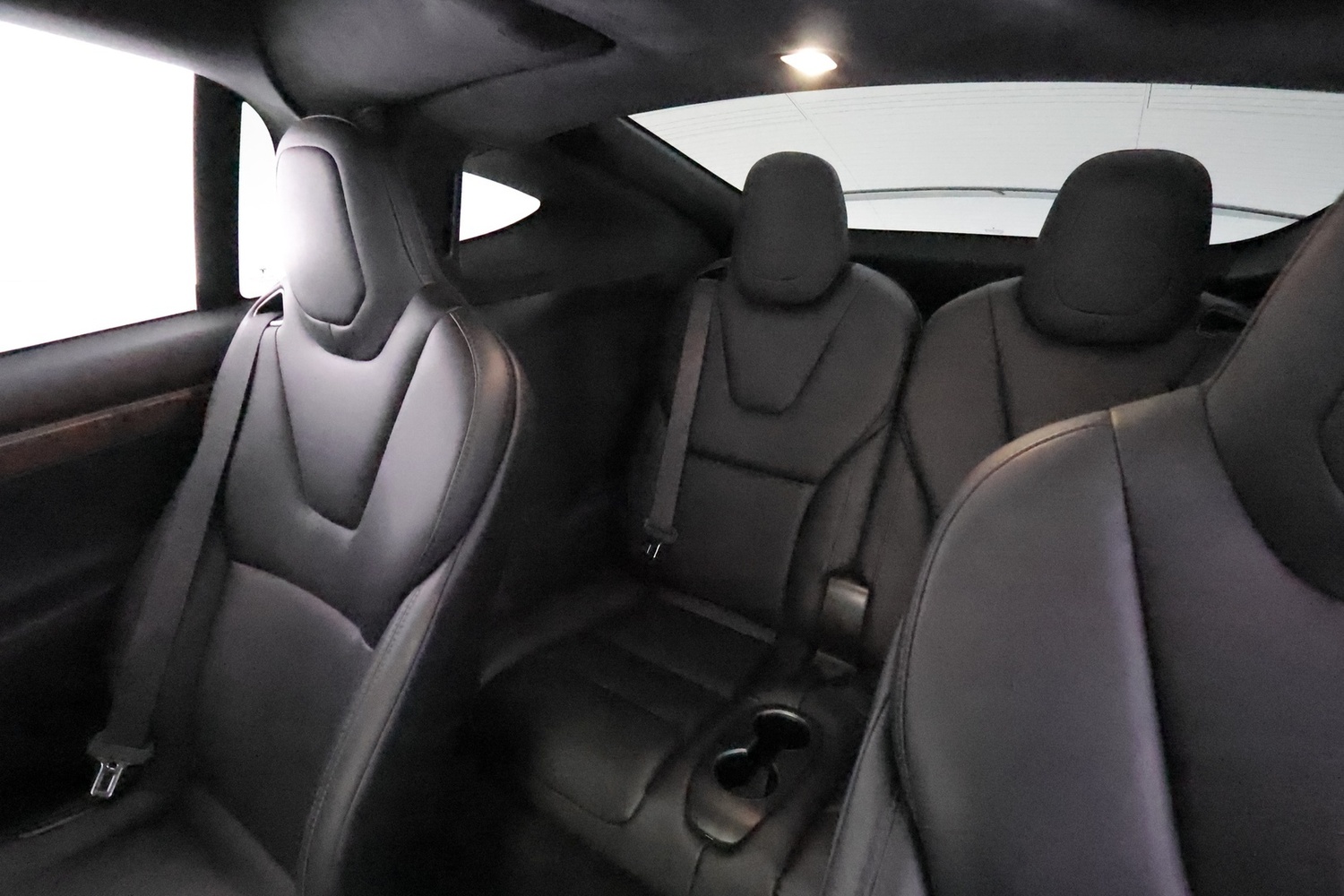 Tesla Model X vaihtoauto
