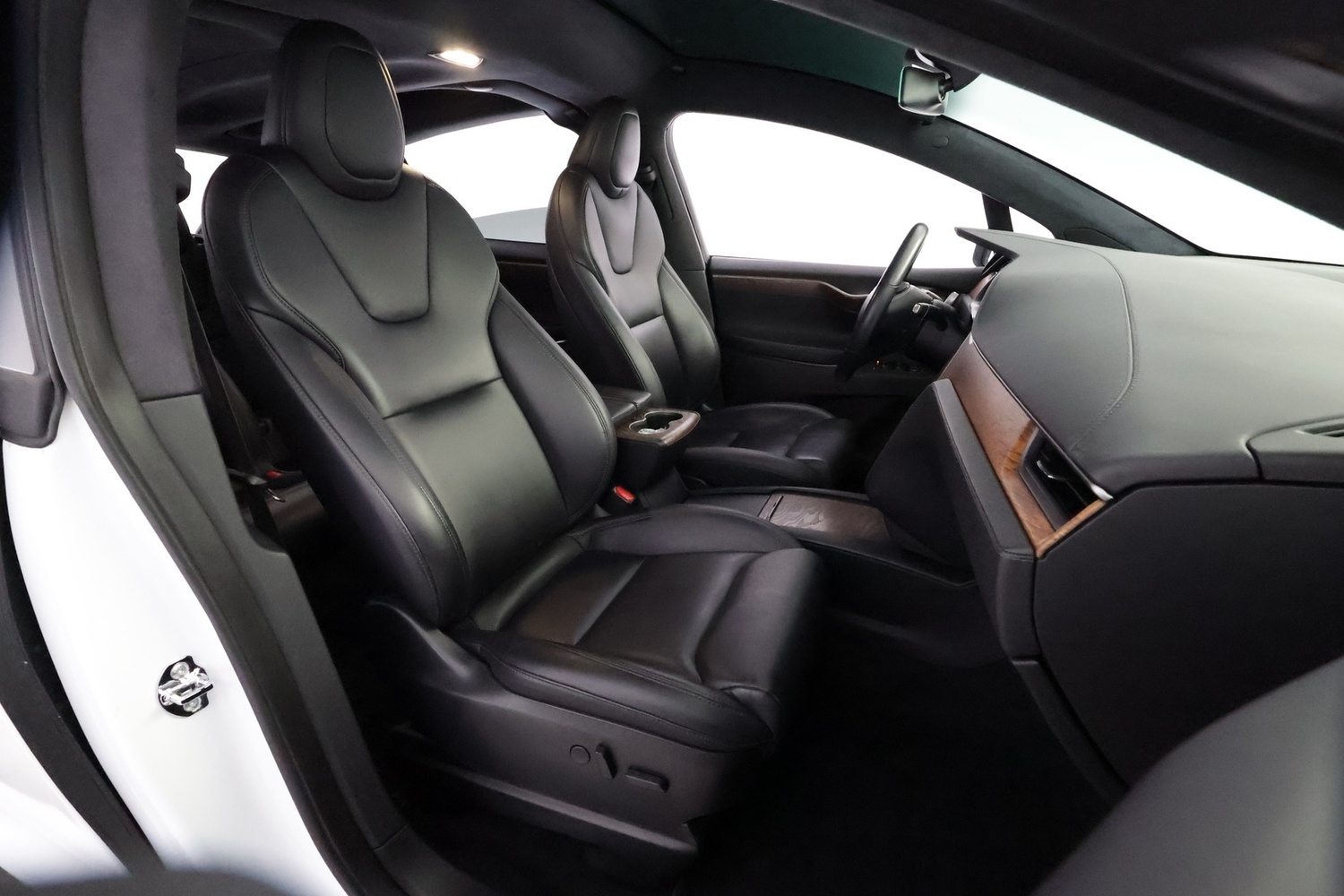 Tesla Model X vaihtoauto