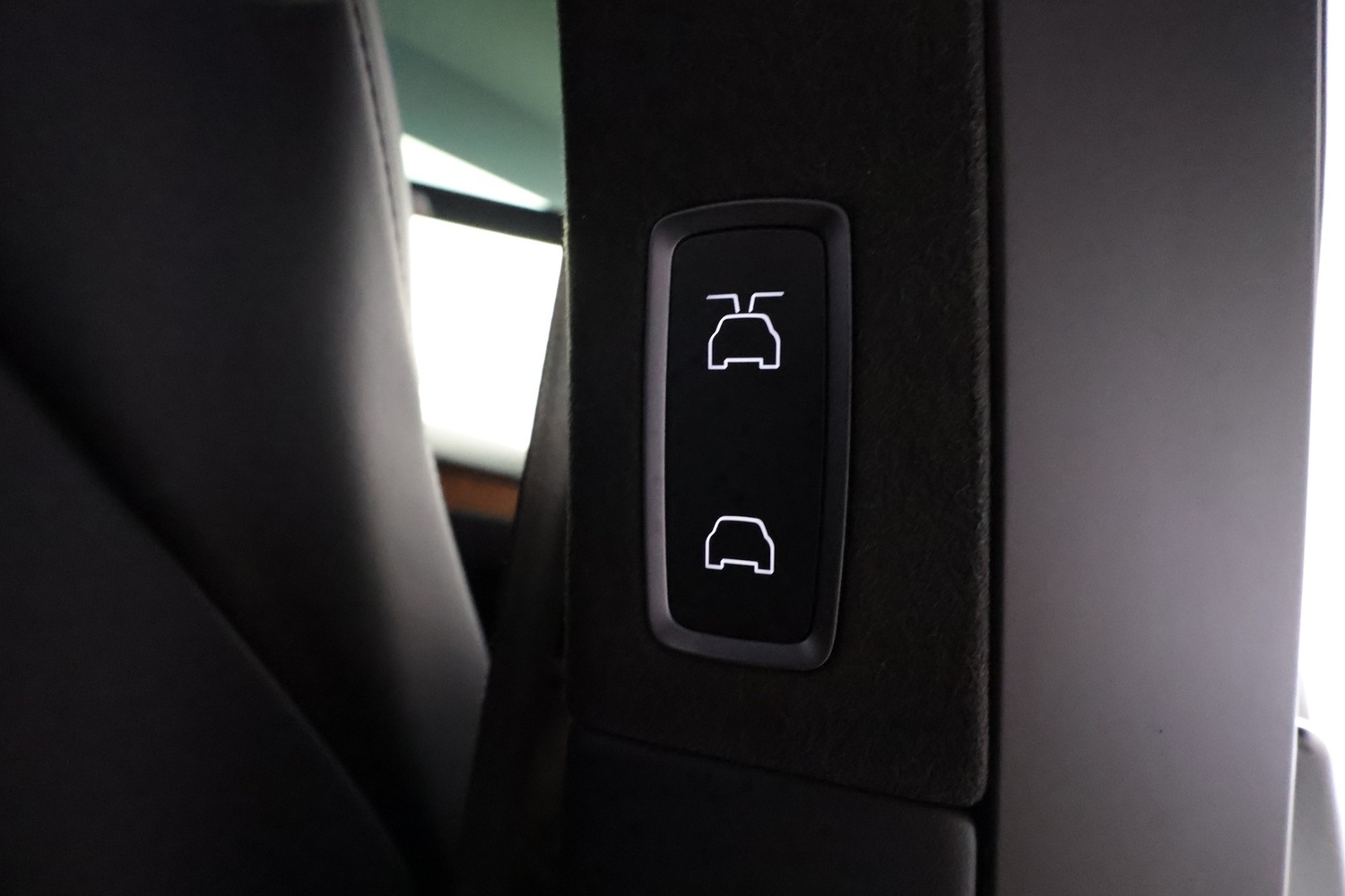 Tesla Model X vaihtoauto