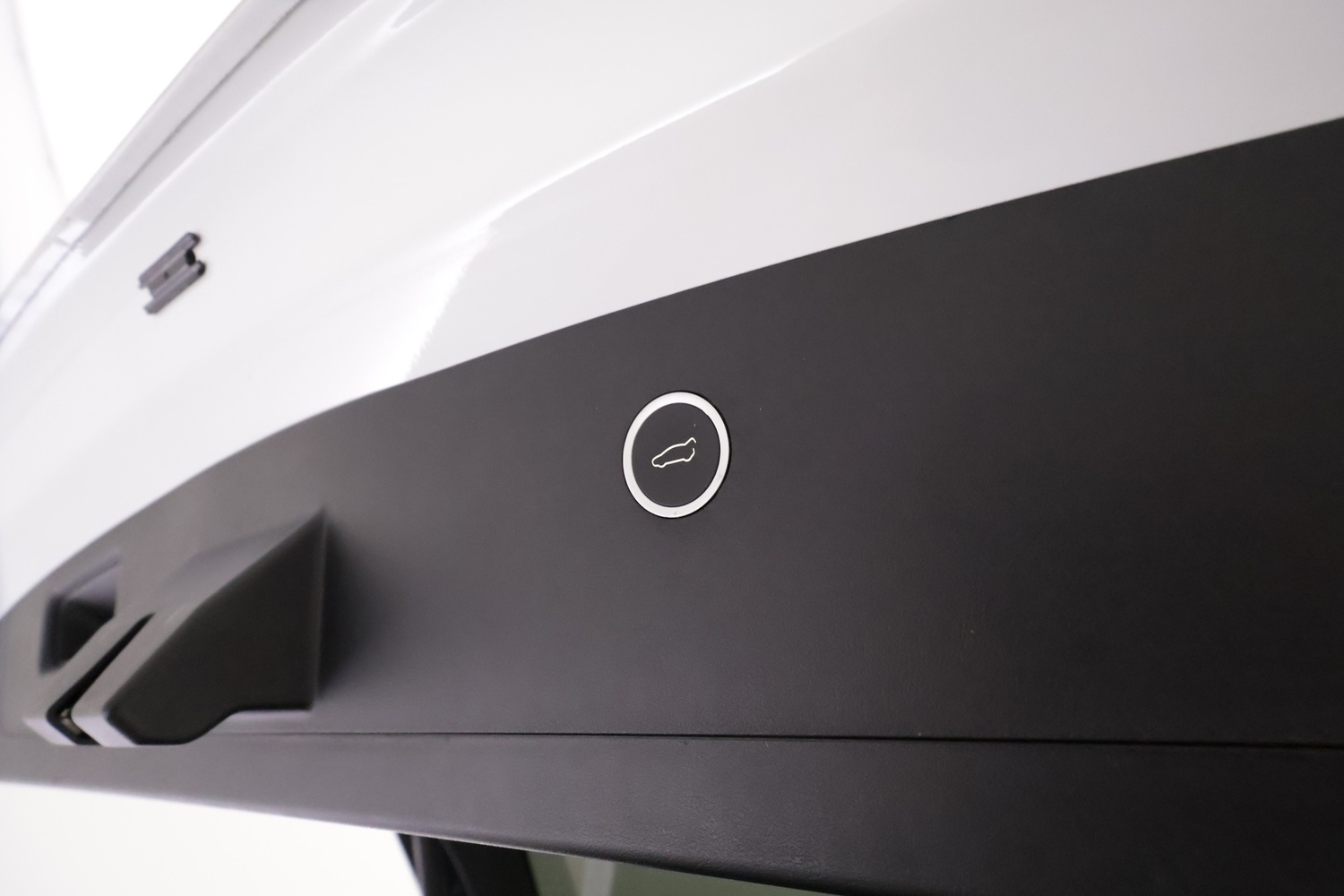 Tesla Model X vaihtoauto
