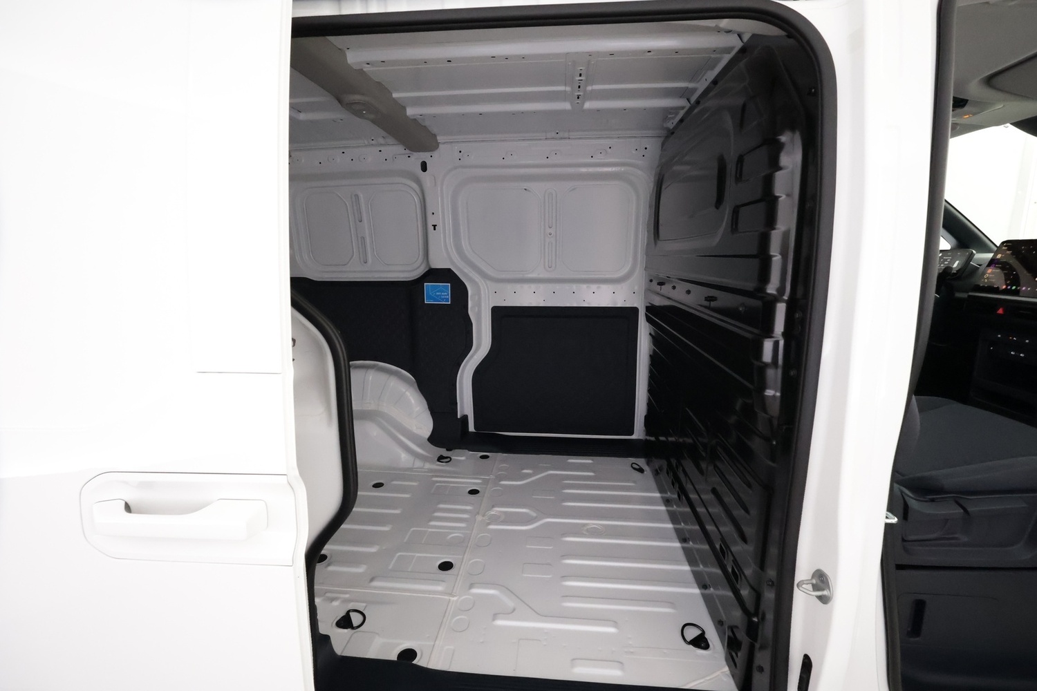 Kia PV5 Cargo vaihtoauto