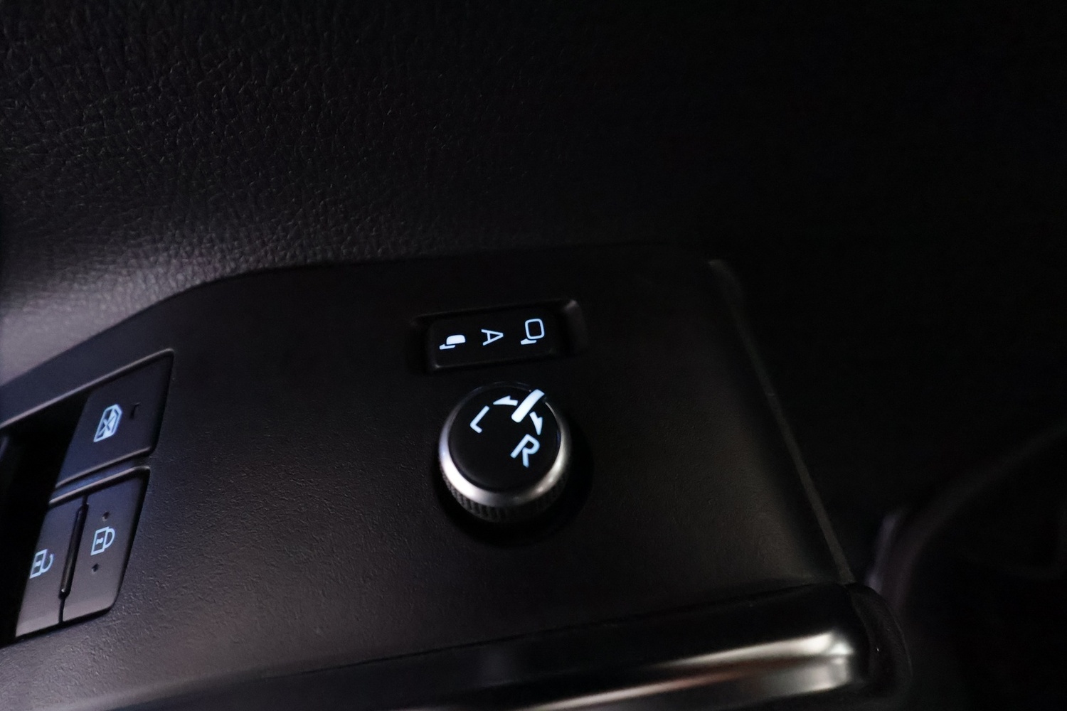 Toyota Land Cruiser vaihtoauto