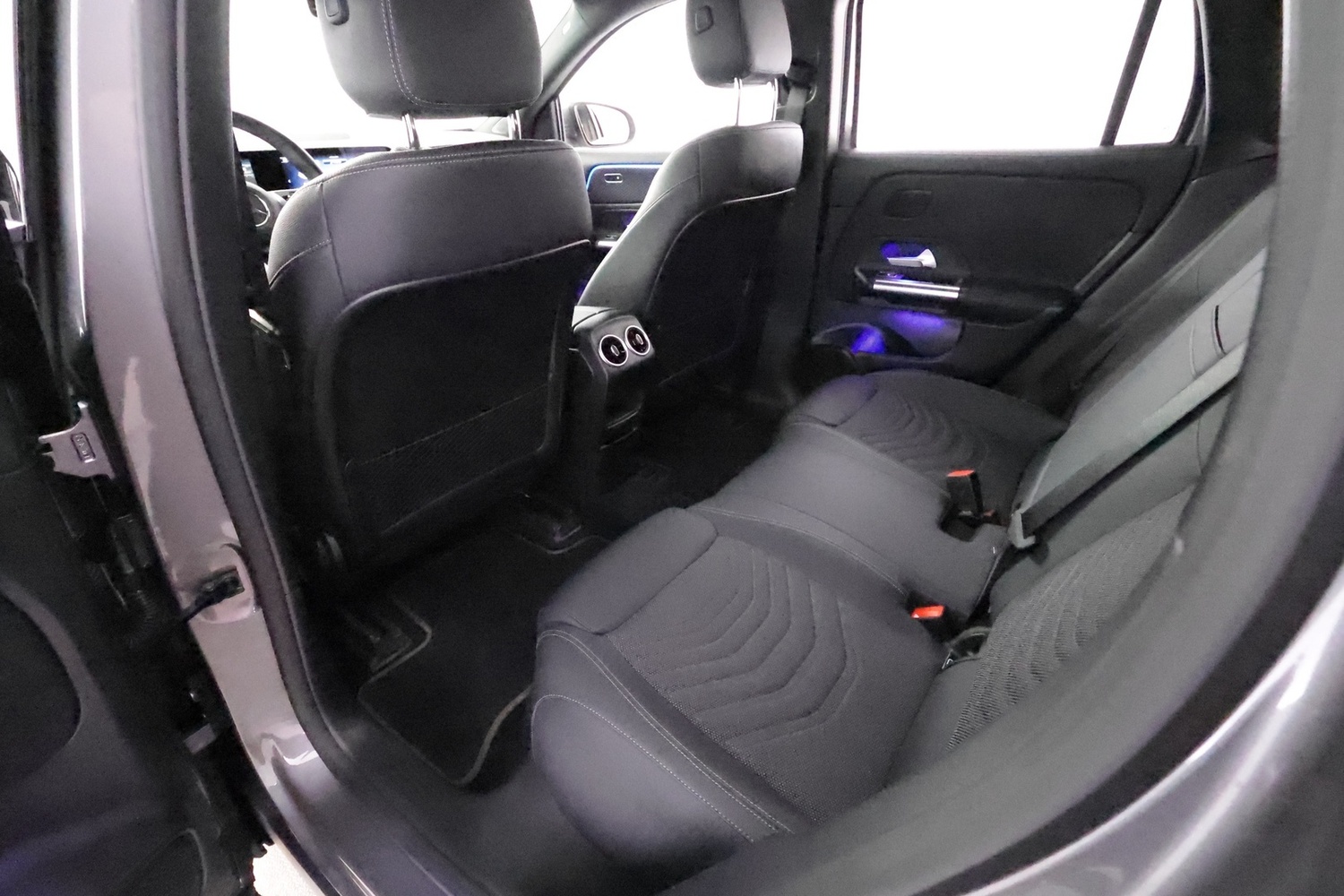 Mercedes-Benz EQA vaihtoauto