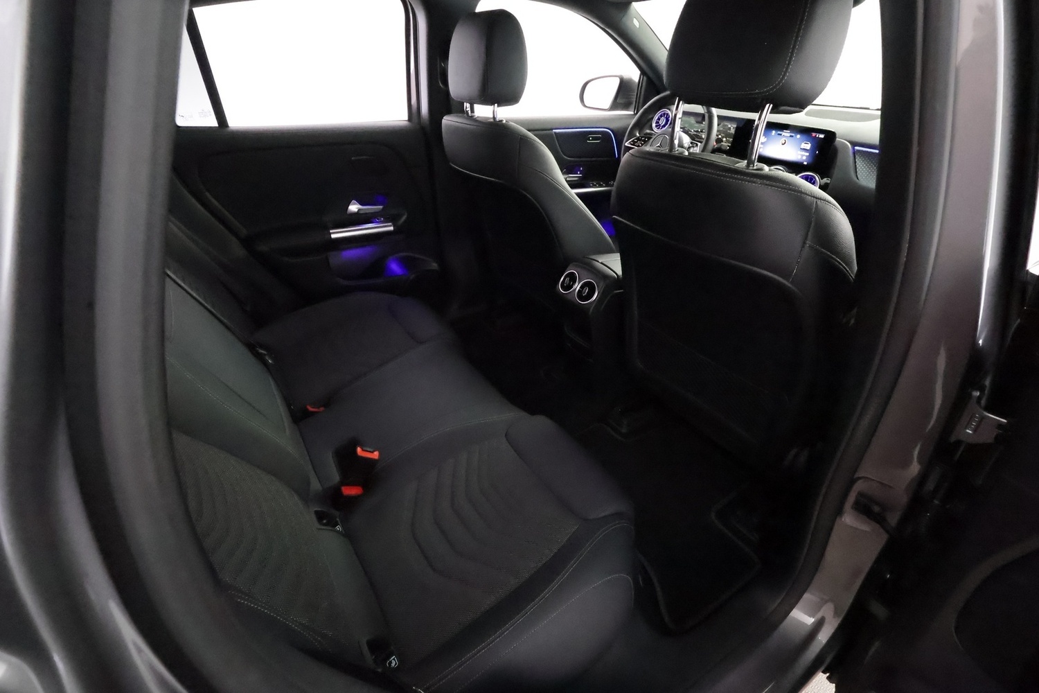 Mercedes-Benz EQA vaihtoauto