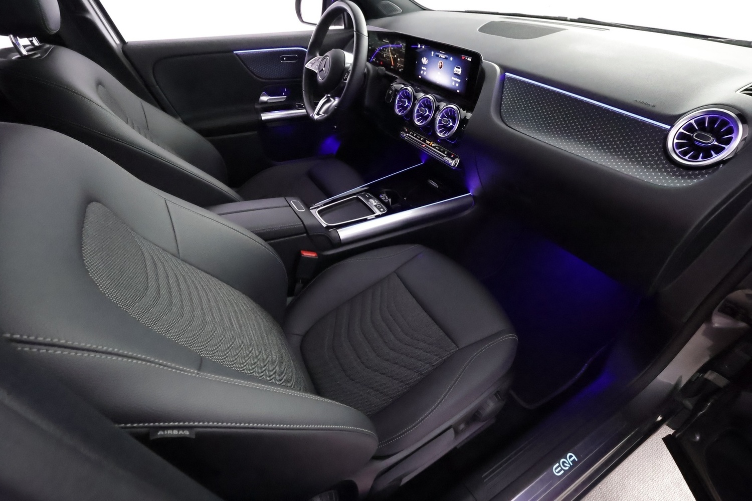 Mercedes-Benz EQA vaihtoauto