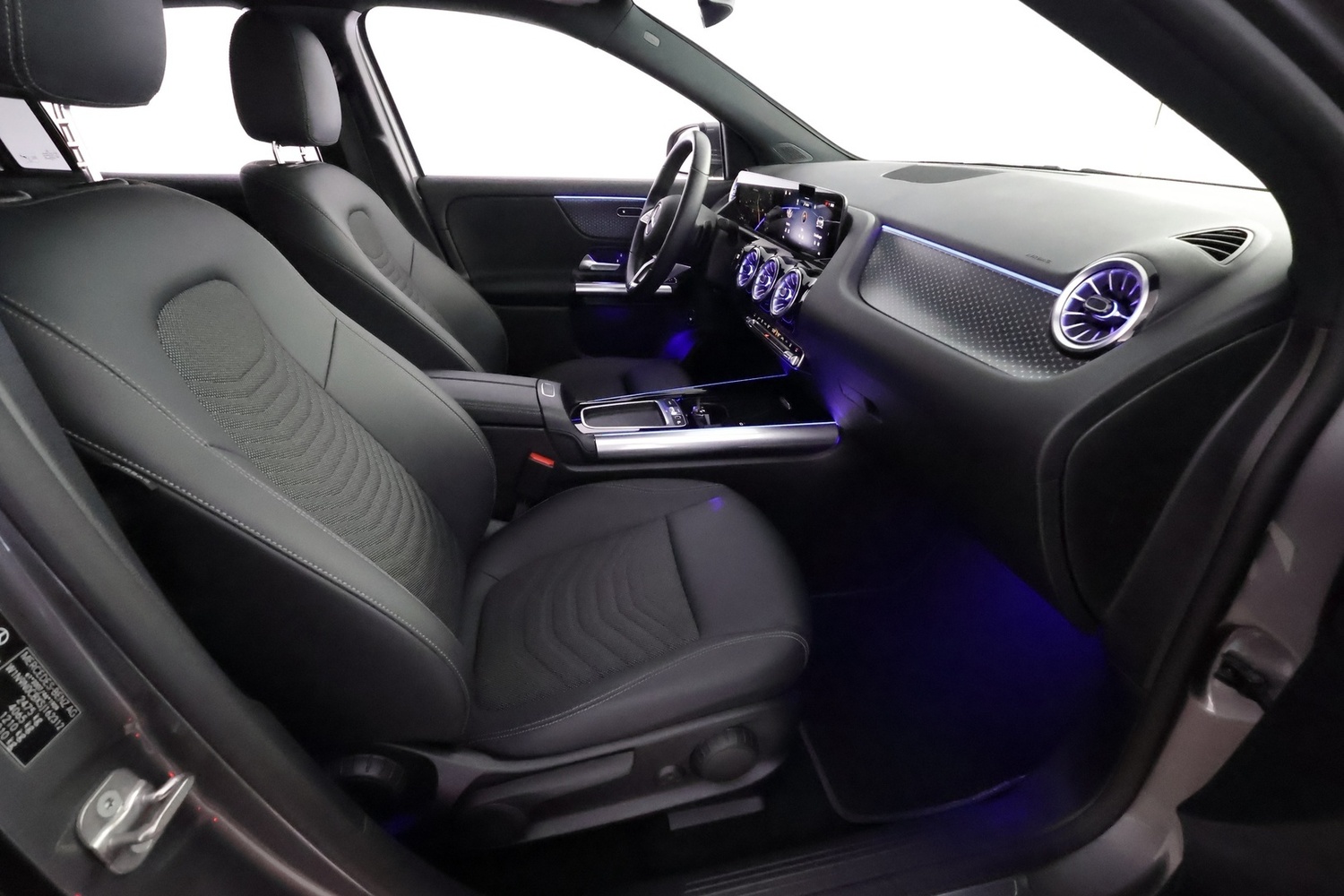Mercedes-Benz EQA vaihtoauto