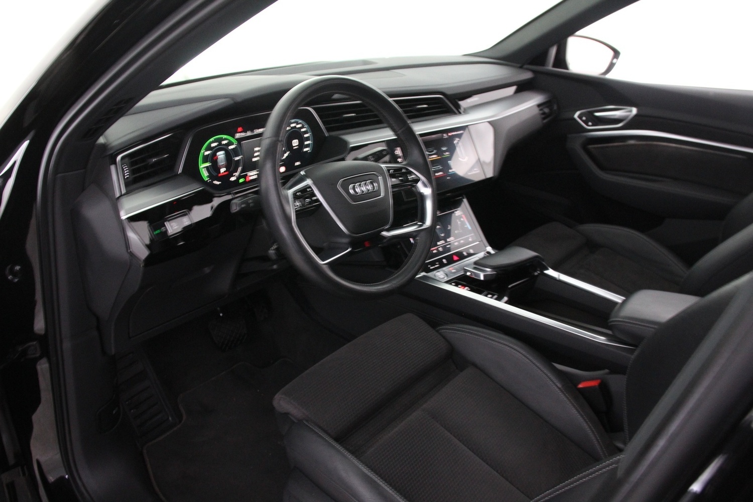 Audi e-tron vaihtoauto