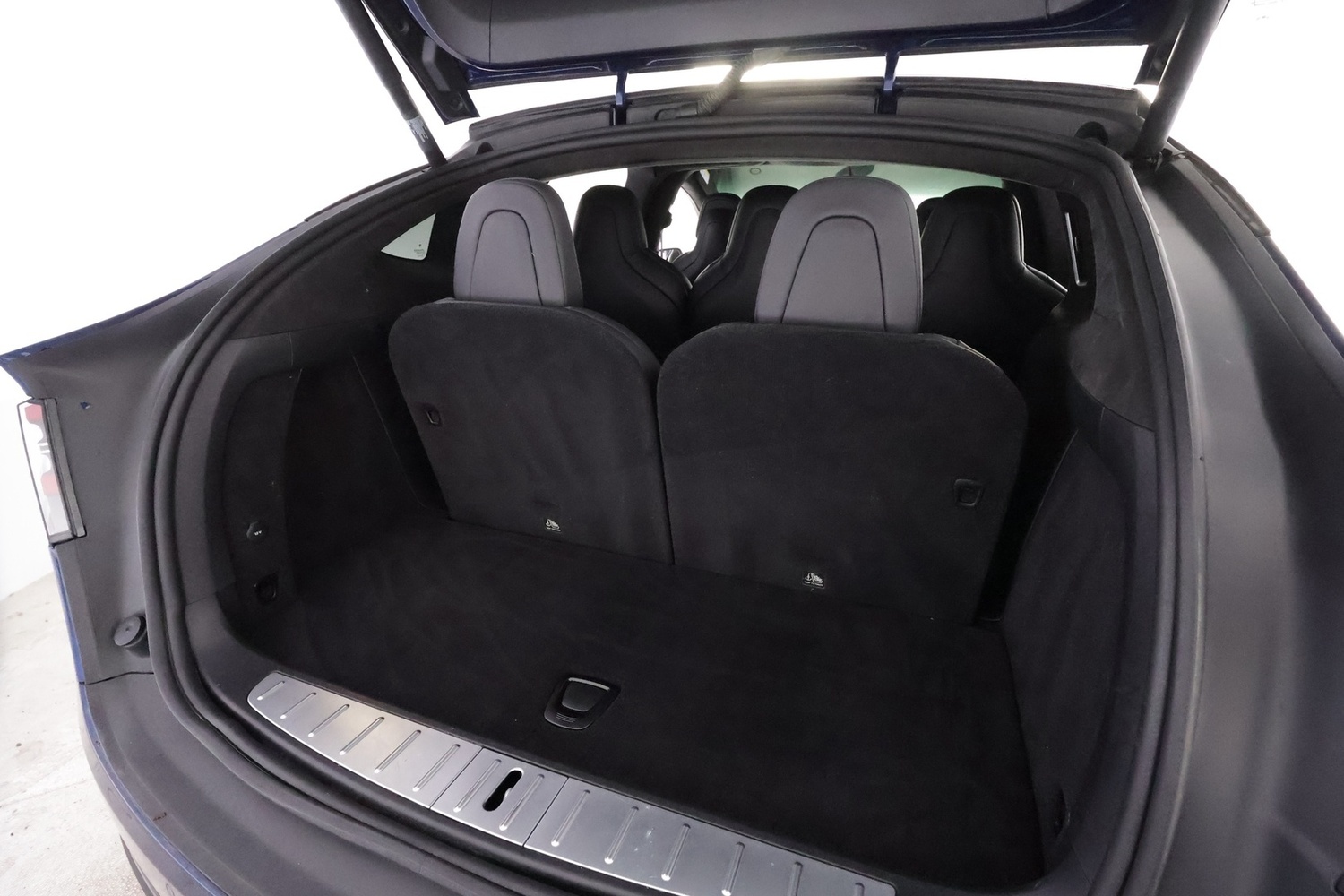 Tesla Model X vaihtoauto
