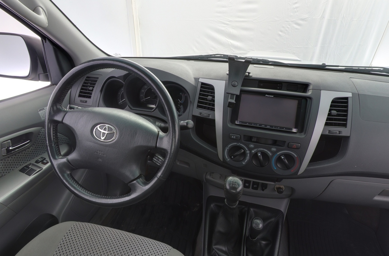 Toyota Hilux vaihtoauto