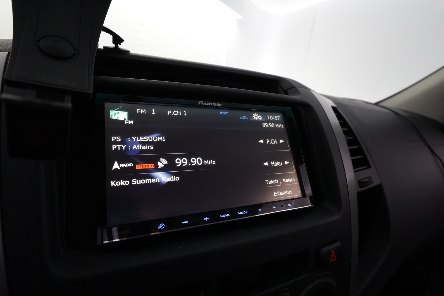 Toyota Hilux vaihtoauto