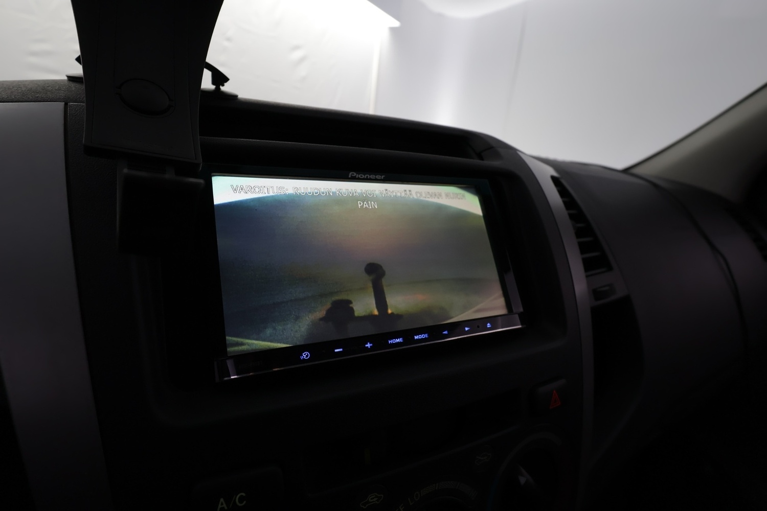 Toyota Hilux vaihtoauto