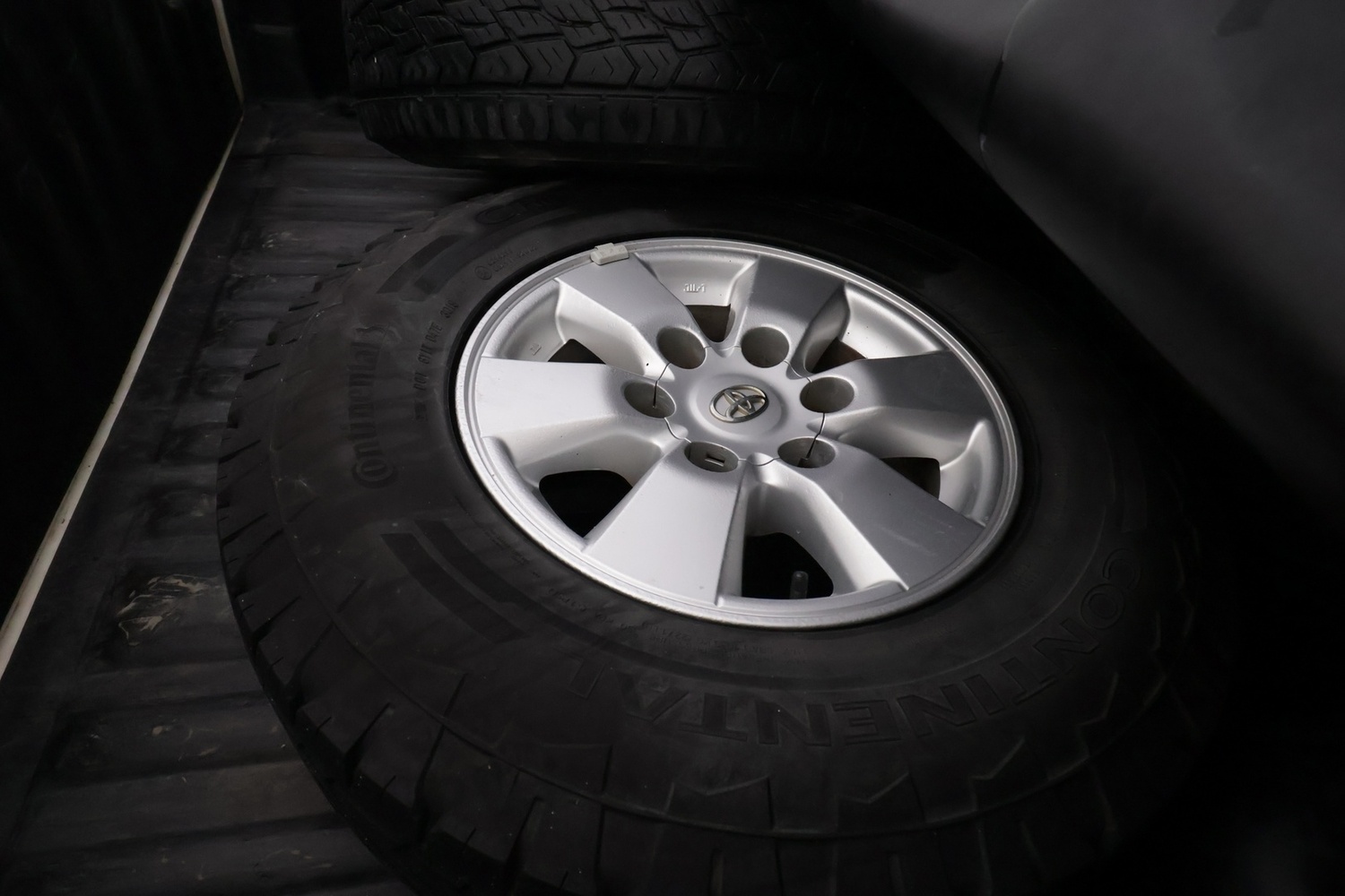 Toyota Hilux vaihtoauto