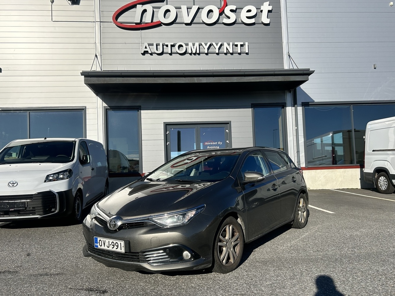 Toyota Auris vaihtoauto