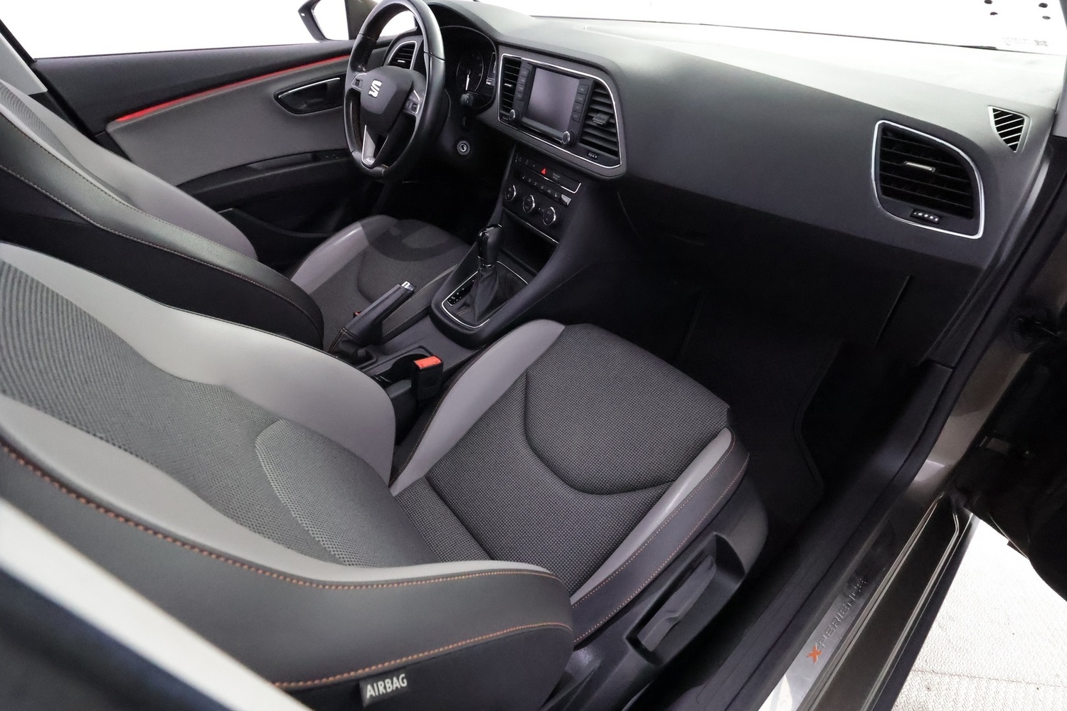 SEAT Leon X-Perience vaihtoauto