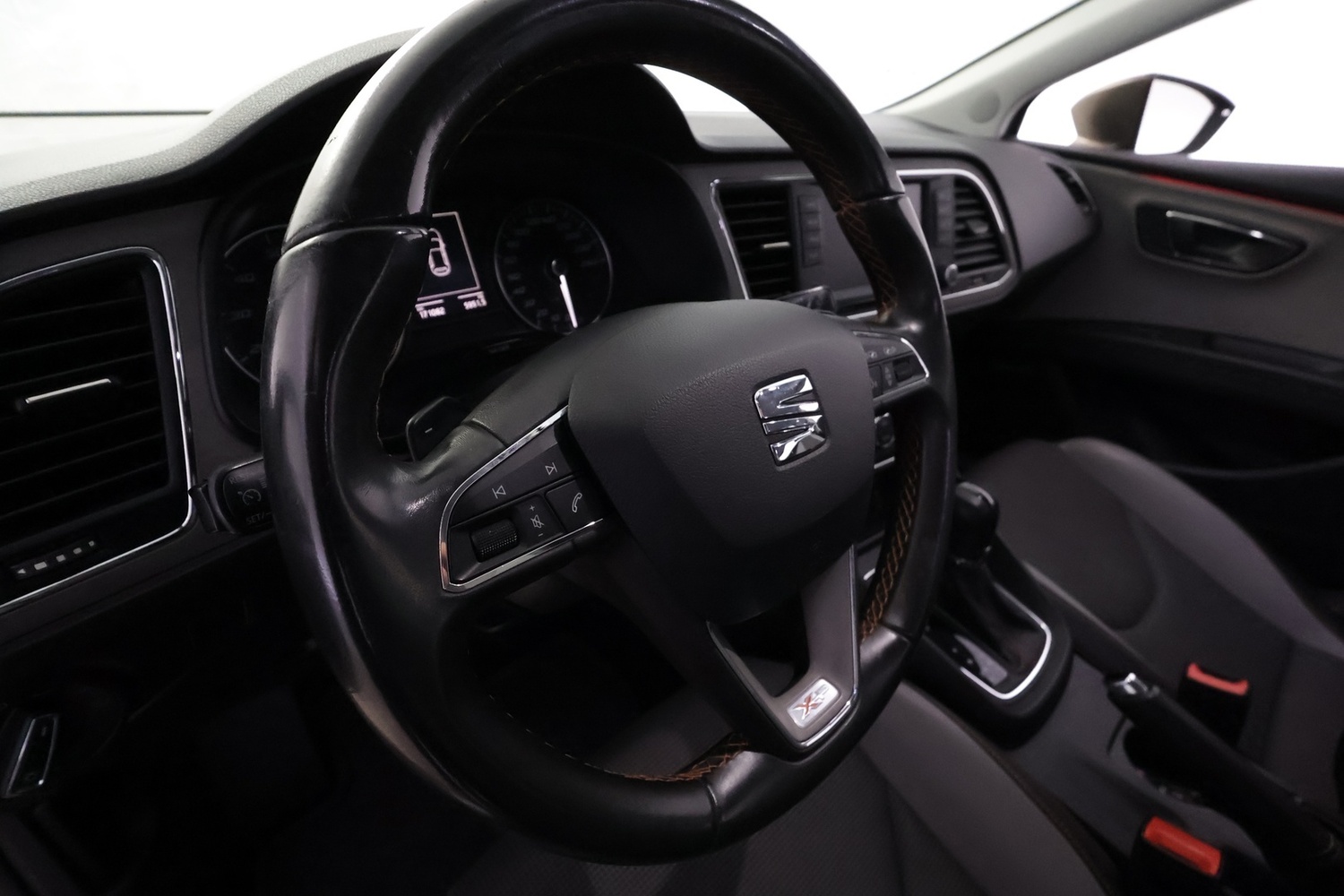 SEAT Leon X-Perience vaihtoauto