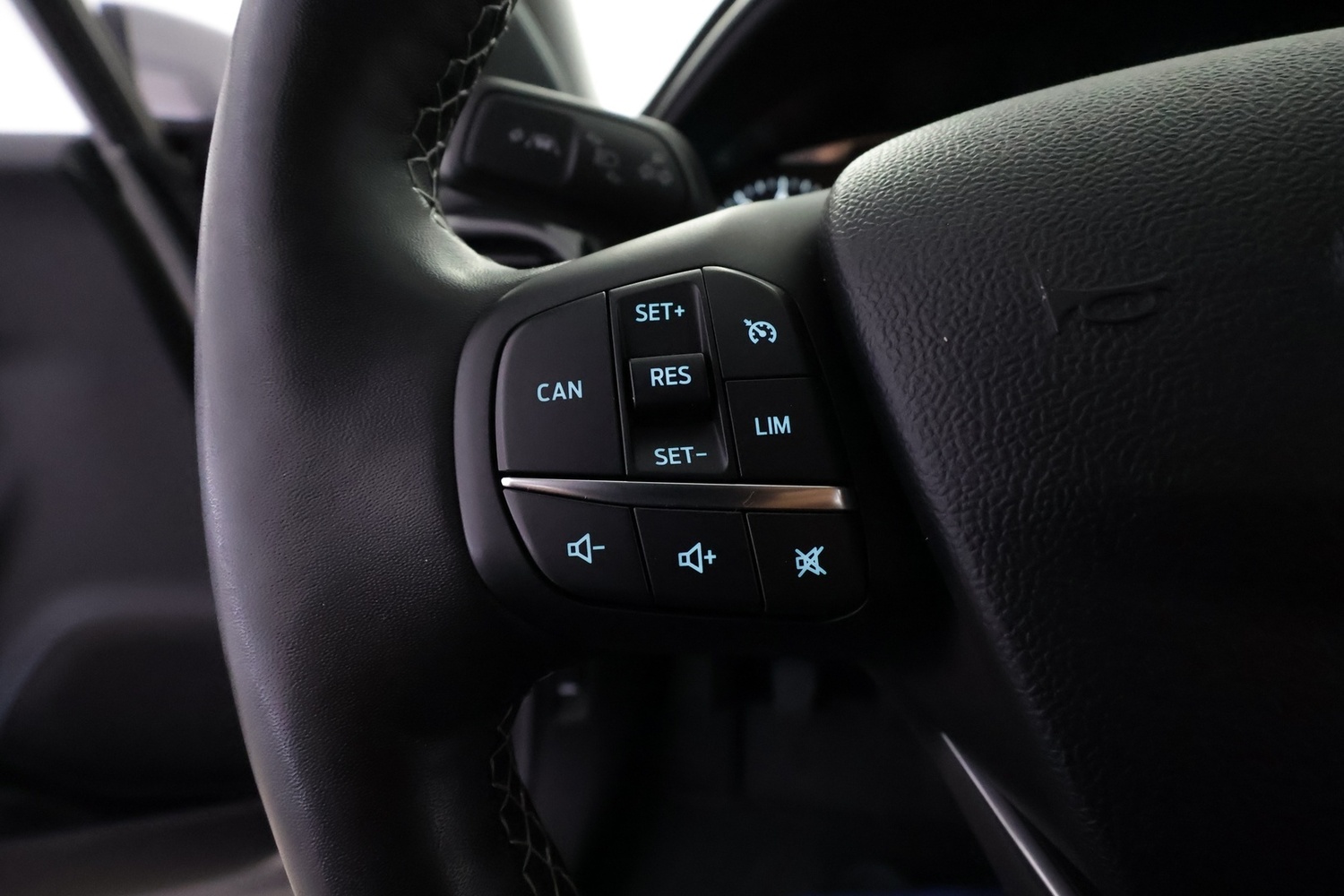 Ford Puma vaihtoauto