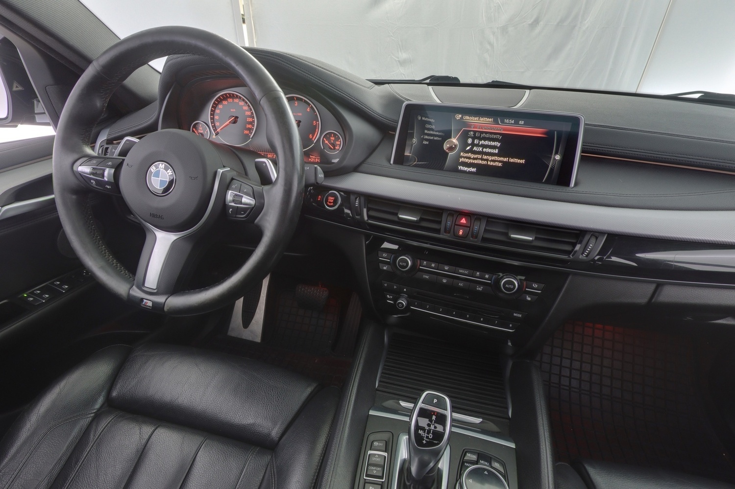BMW X6 vaihtoauto