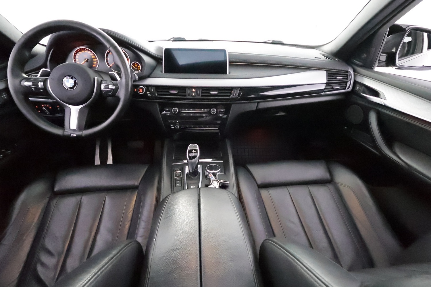 BMW X6 vaihtoauto