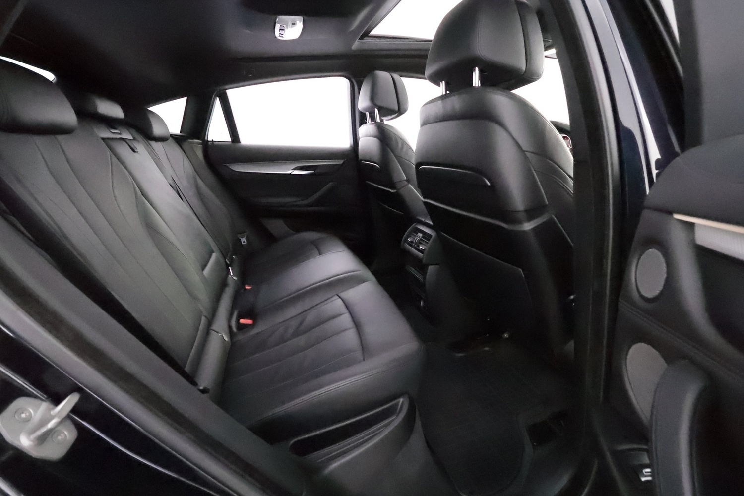 BMW X6 vaihtoauto