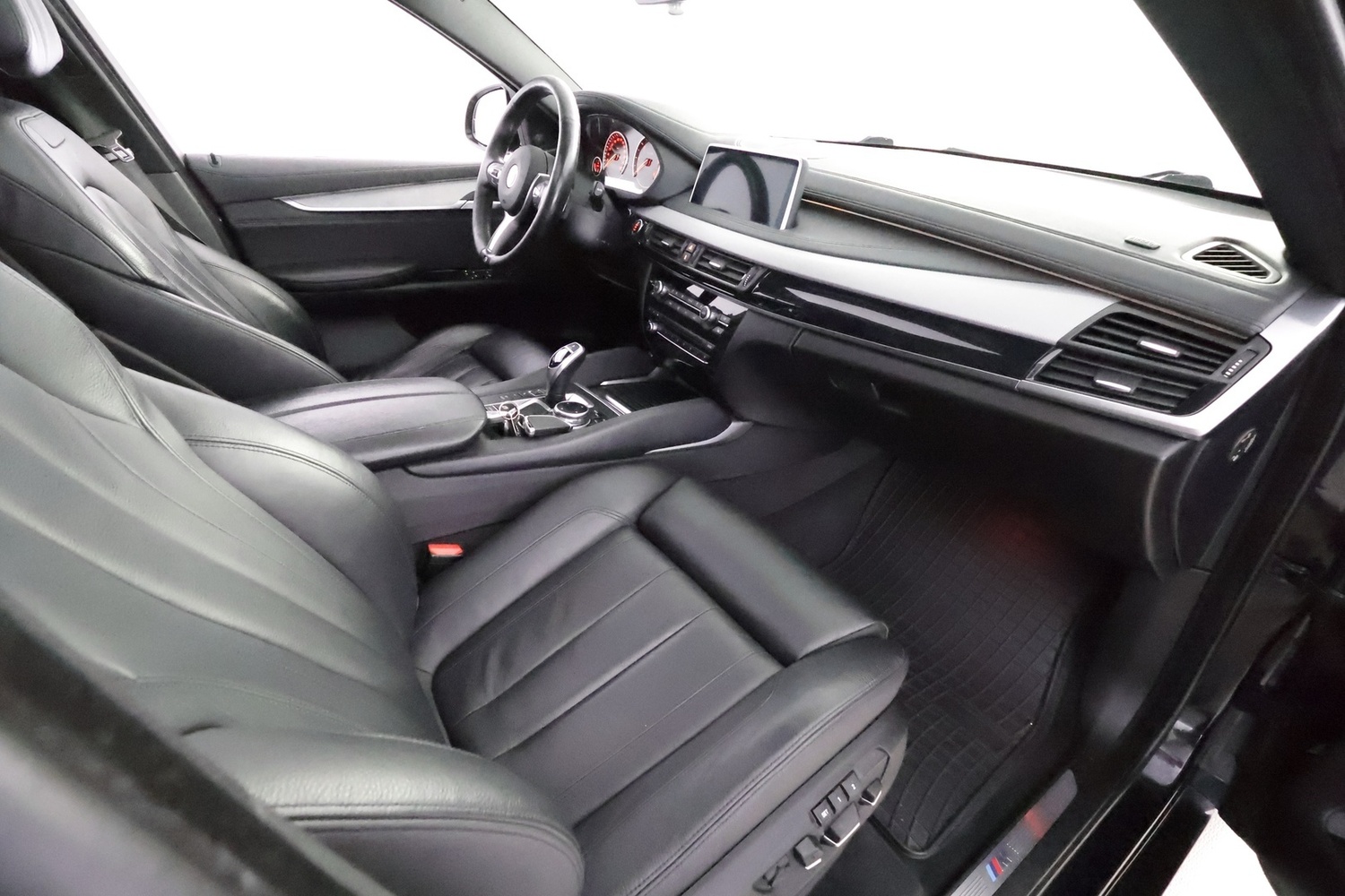 BMW X6 vaihtoauto