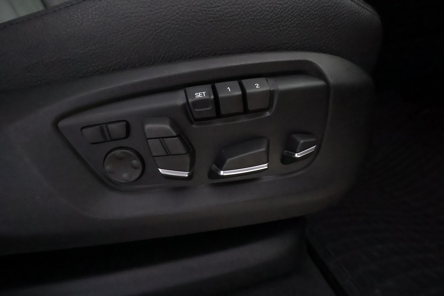 BMW X6 vaihtoauto