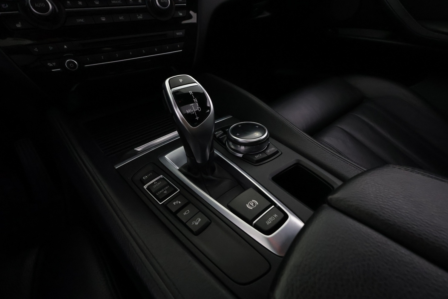 BMW X6 vaihtoauto