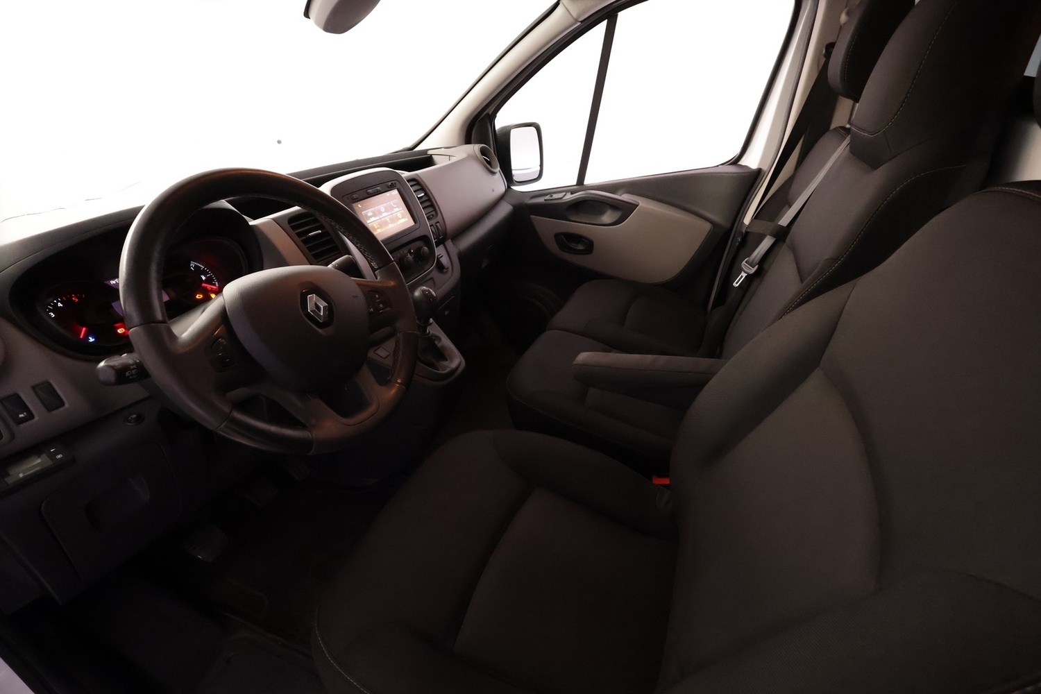 Renault Trafic vaihtoauto