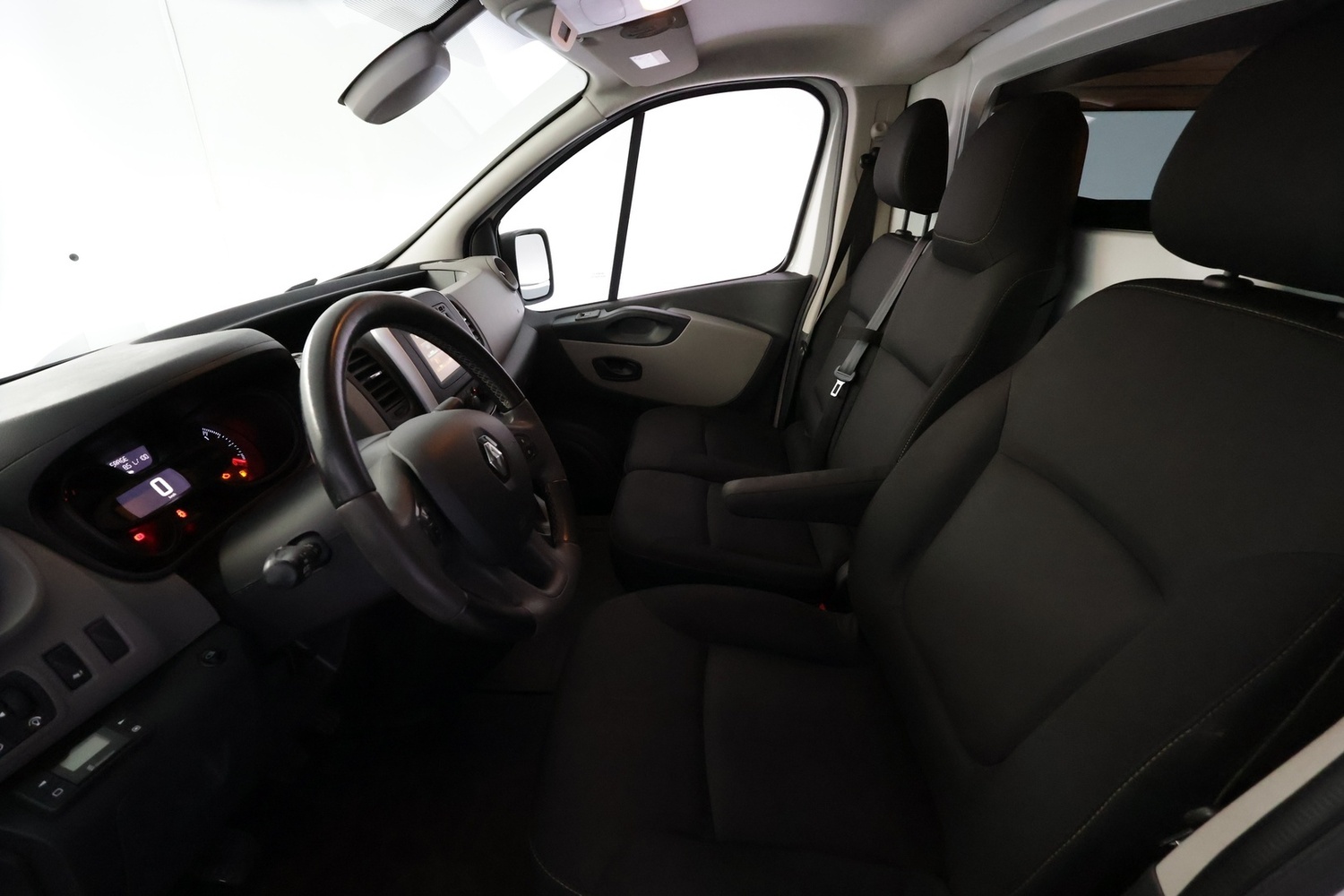 Renault Trafic vaihtoauto