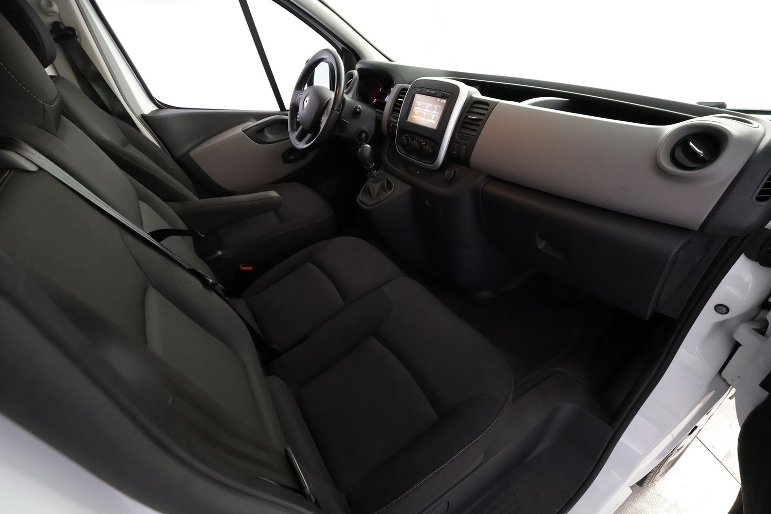 Renault Trafic vaihtoauto