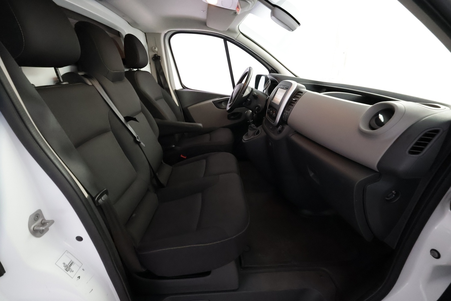 Renault Trafic vaihtoauto