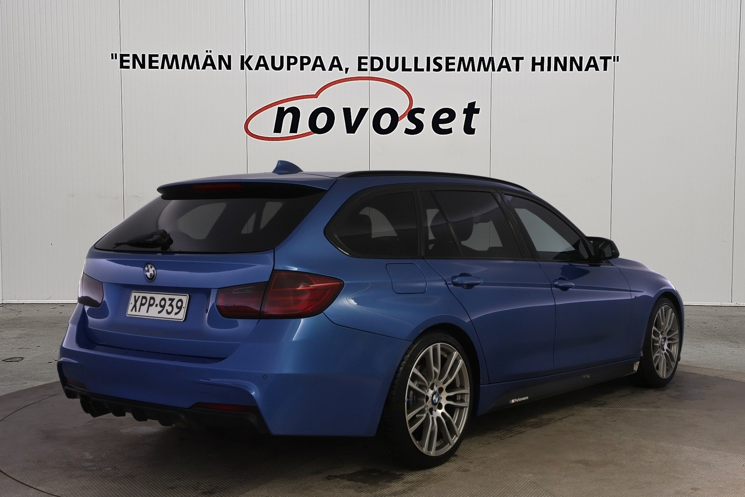 BMW 320 vaihtoauto
