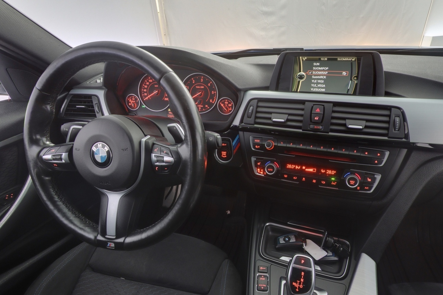 BMW 320 vaihtoauto