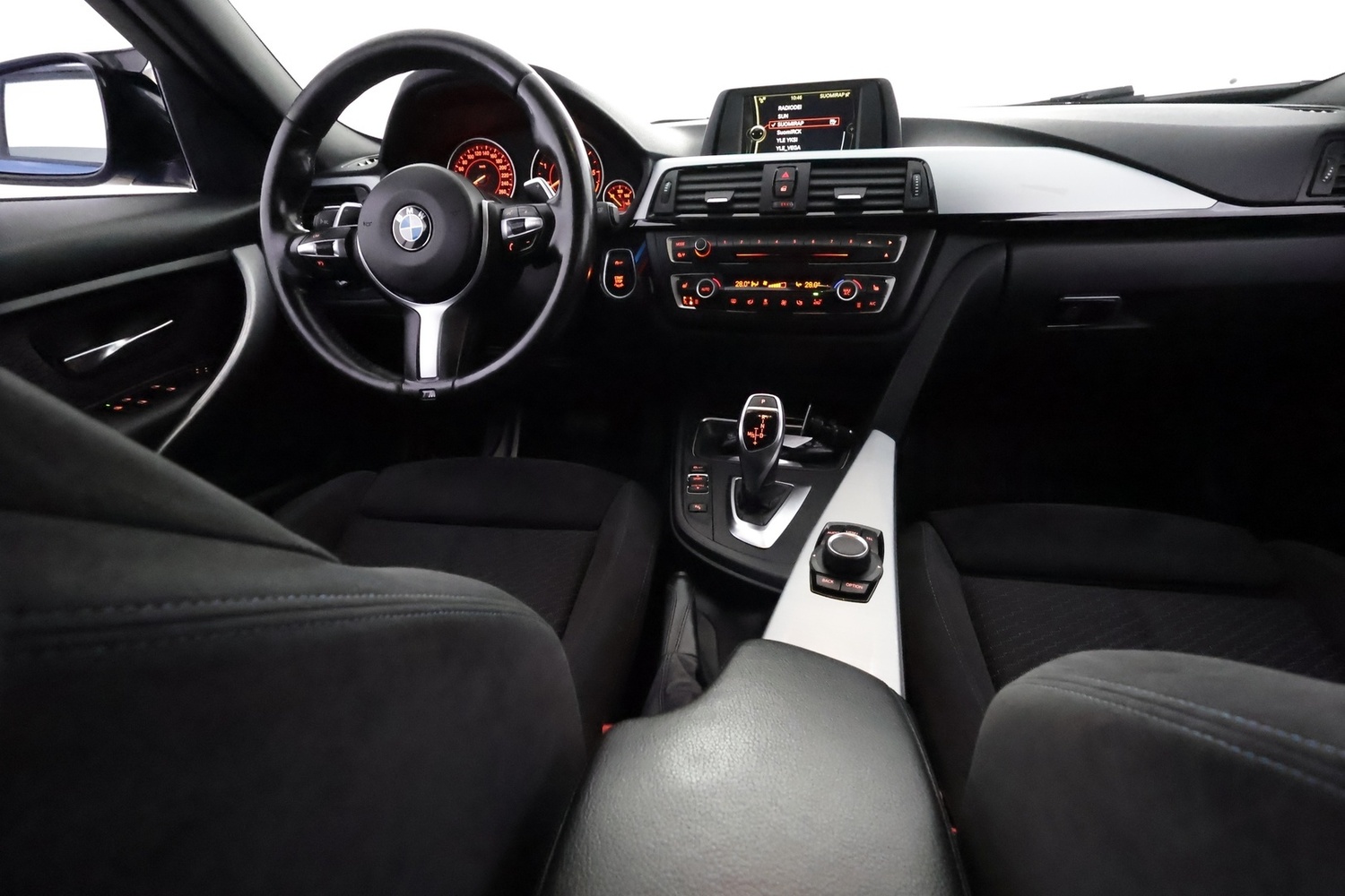 BMW 320 vaihtoauto