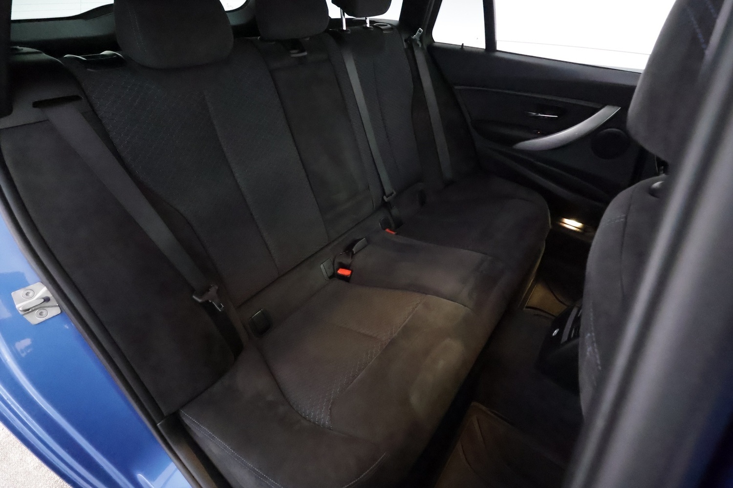 BMW 320 vaihtoauto
