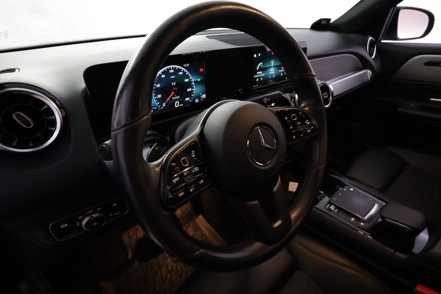 Mercedes-Benz GLB vaihtoauto