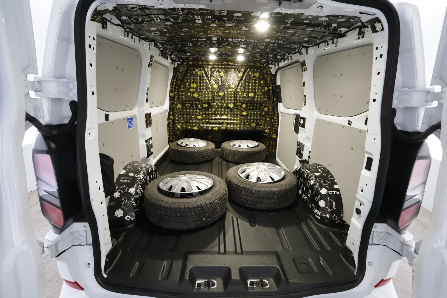 Ford Transit Custom vaihtoauto