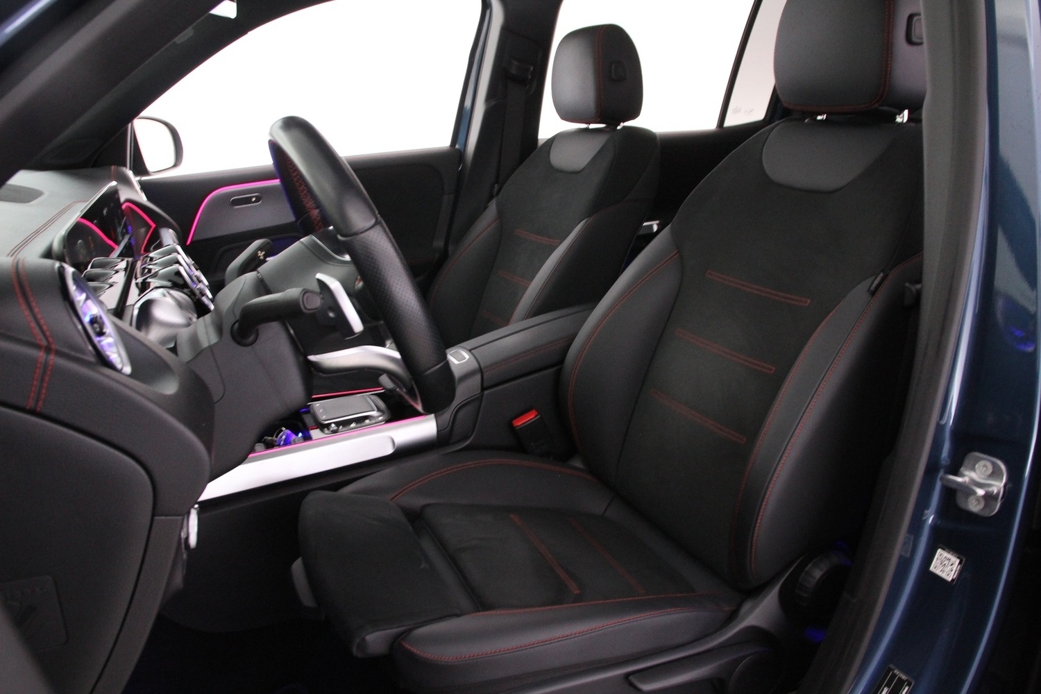 Mercedes-Benz EQB vaihtoauto