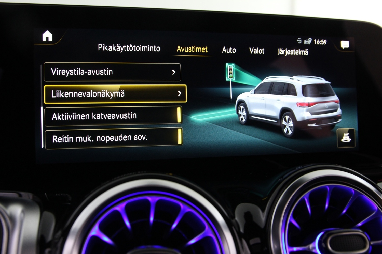 Mercedes-Benz EQB vaihtoauto