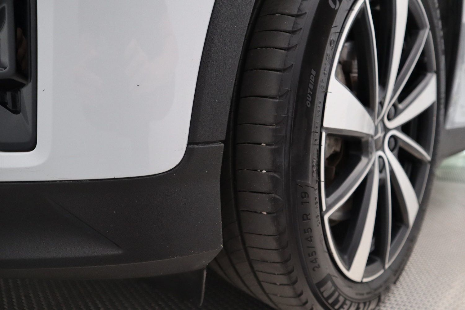 Polestar 2 vaihtoauto