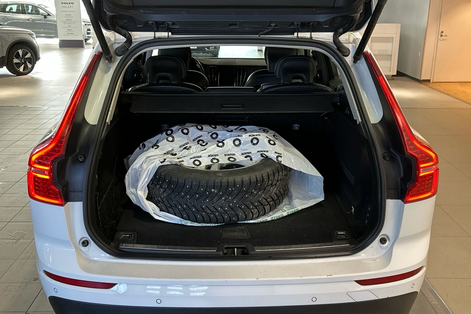 Volvo XC60 vaihtoauto