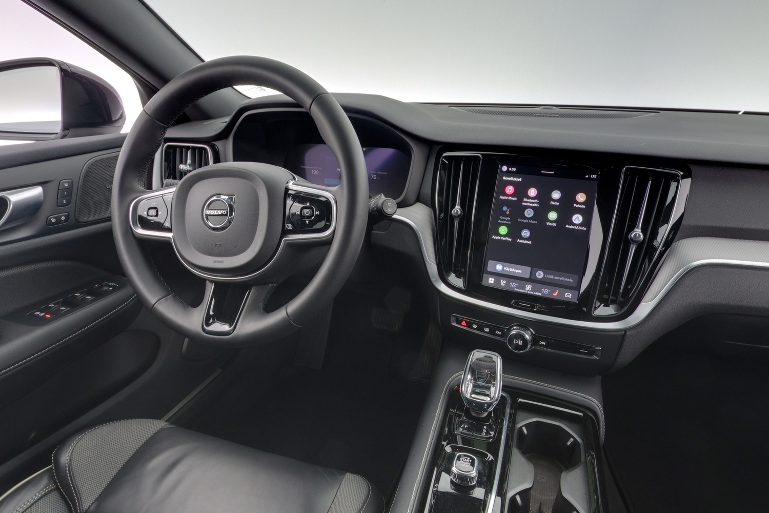 Volvo V60 vaihtoauto