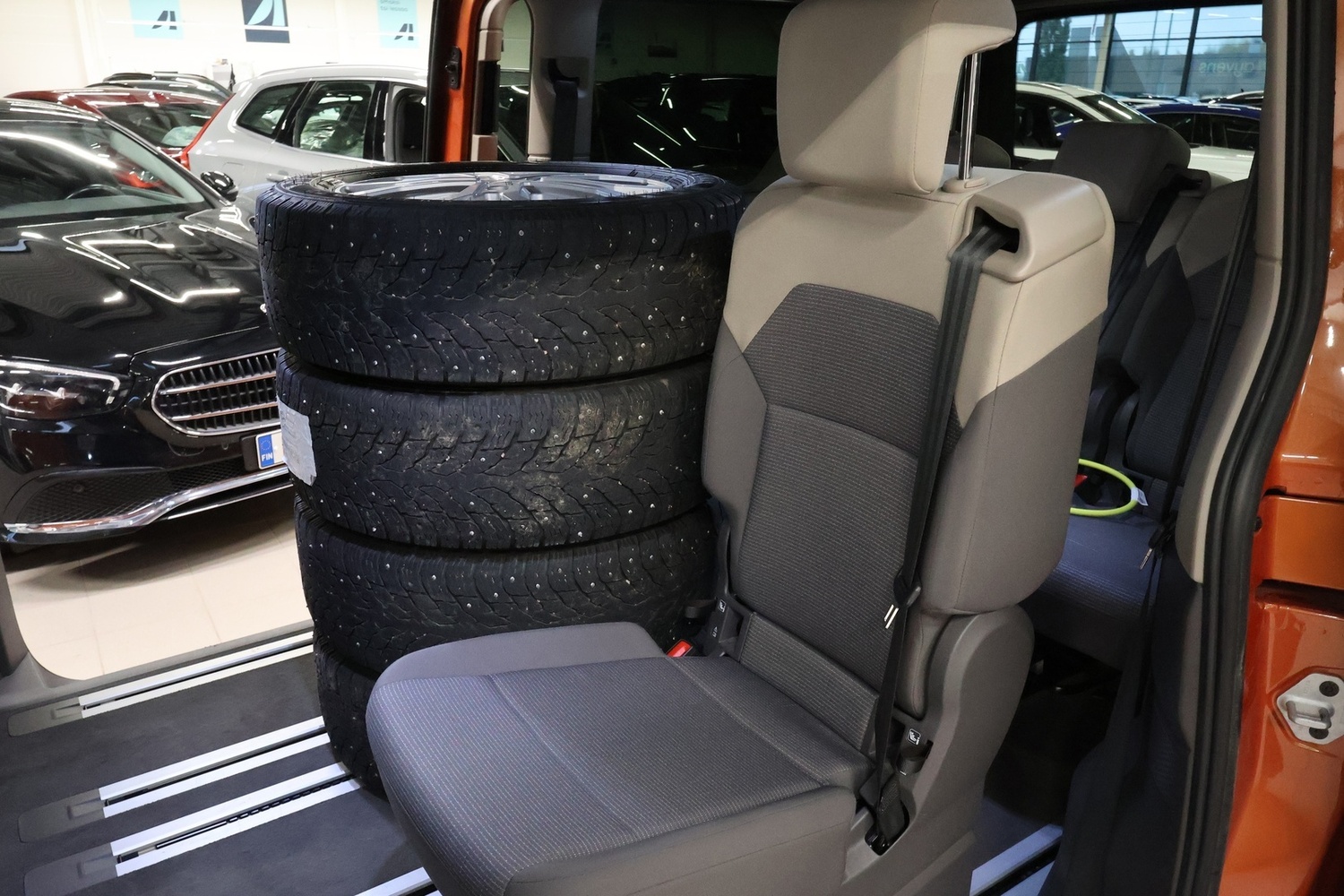 Volkswagen Multivan vaihtoauto