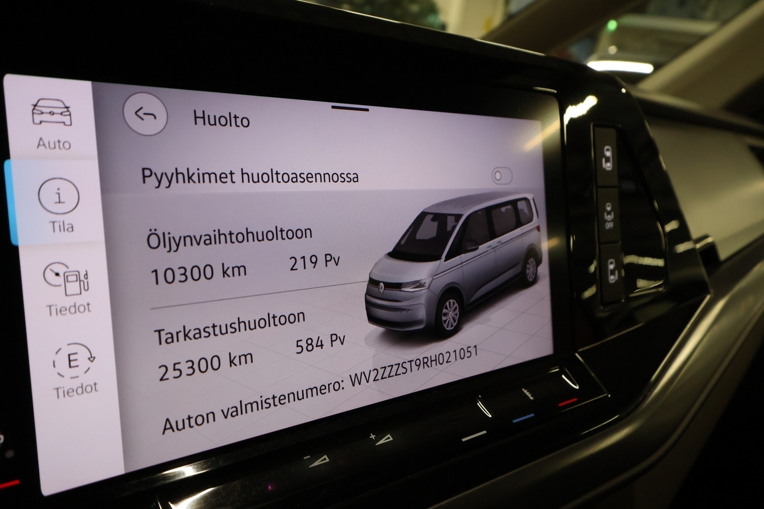 Volkswagen Multivan vaihtoauto