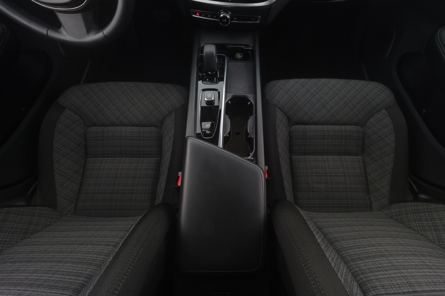 Volvo V60 Cross Country vaihtoauto