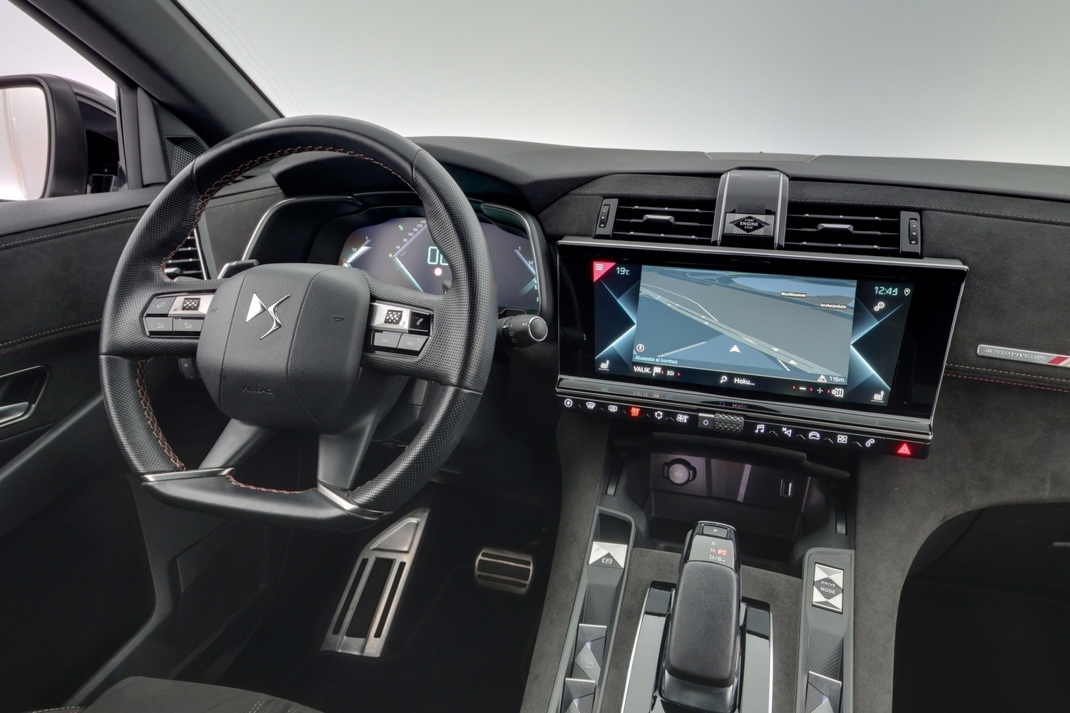 DS 7 Crossback vaihtoauto